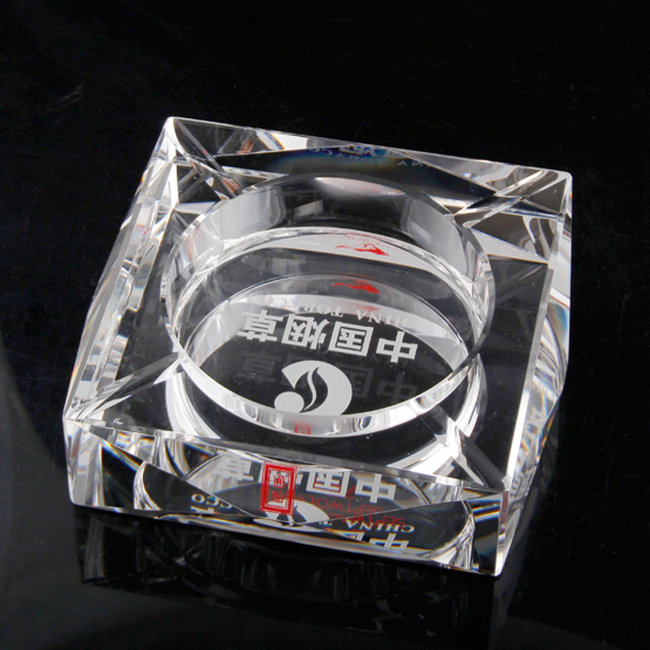 水晶煙灰缸
