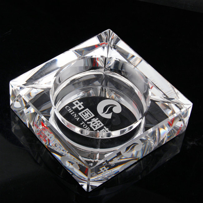 水晶煙灰缸
